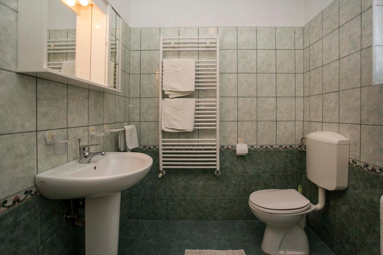 Apartments Romano Rovinj Luaran gambar