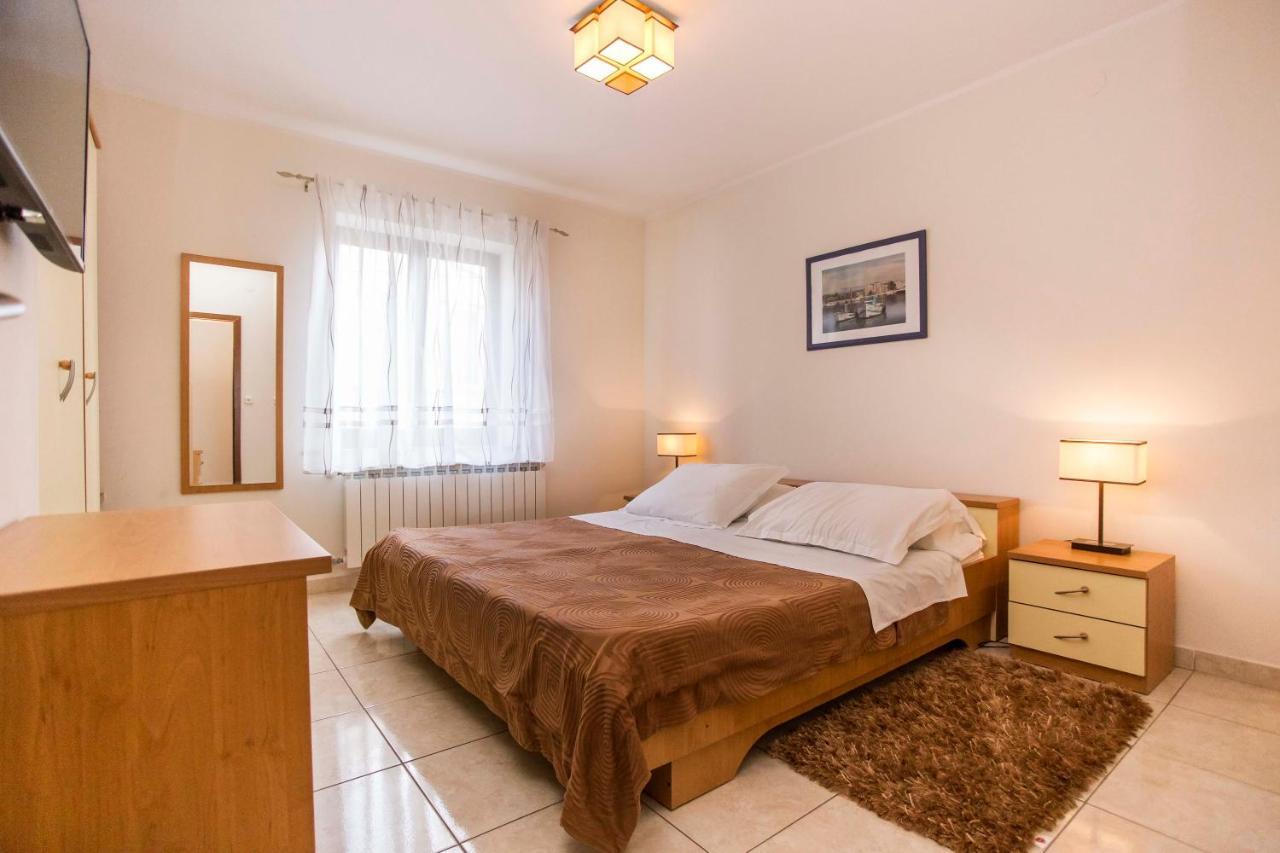Apartments Romano Rovinj Luaran gambar