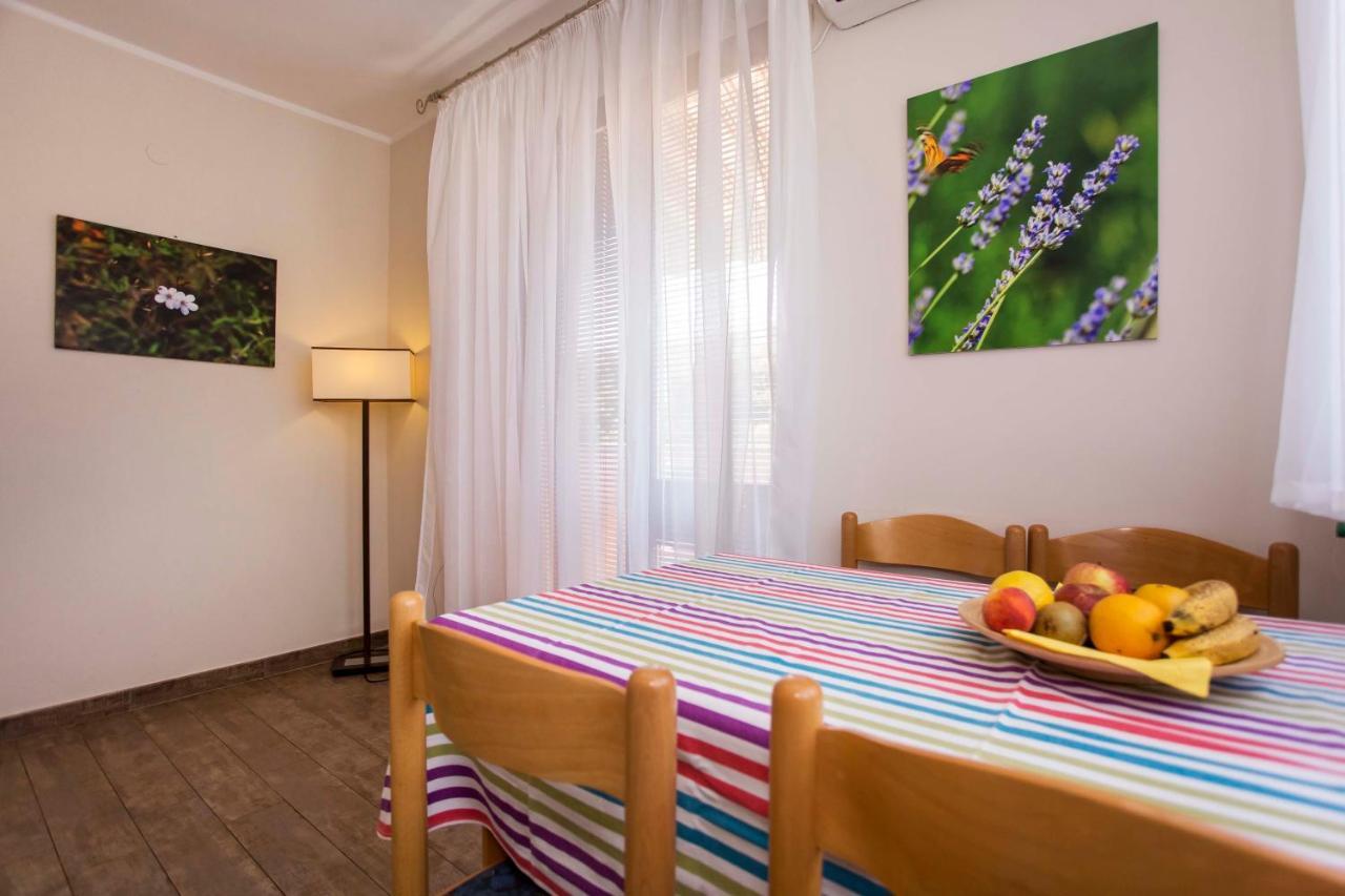 Apartments Romano Rovinj Luaran gambar