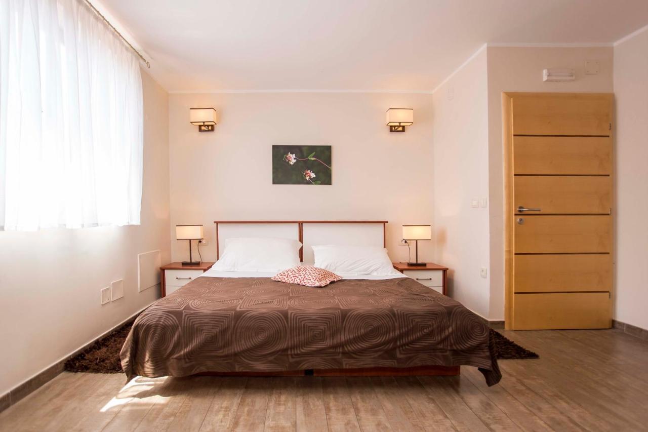 Apartments Romano Rovinj Luaran gambar